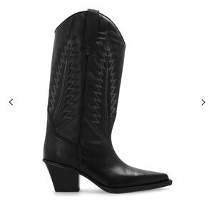 PARIS TEXAS Rosario cowboy boots.  
Embroidered-design pointed-toe boots